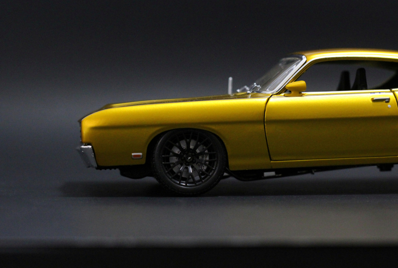 Illustration for article titled Car Week: Custom 1/18 Maisto Ford Torino Talladega Coyote